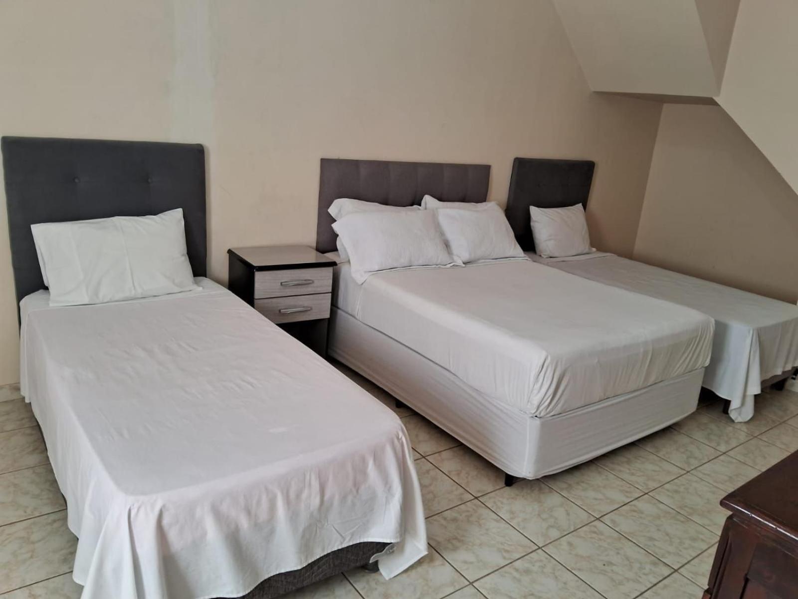 Casa Santa Amelia C/ Garagem Villa São Roque Екстериор снимка